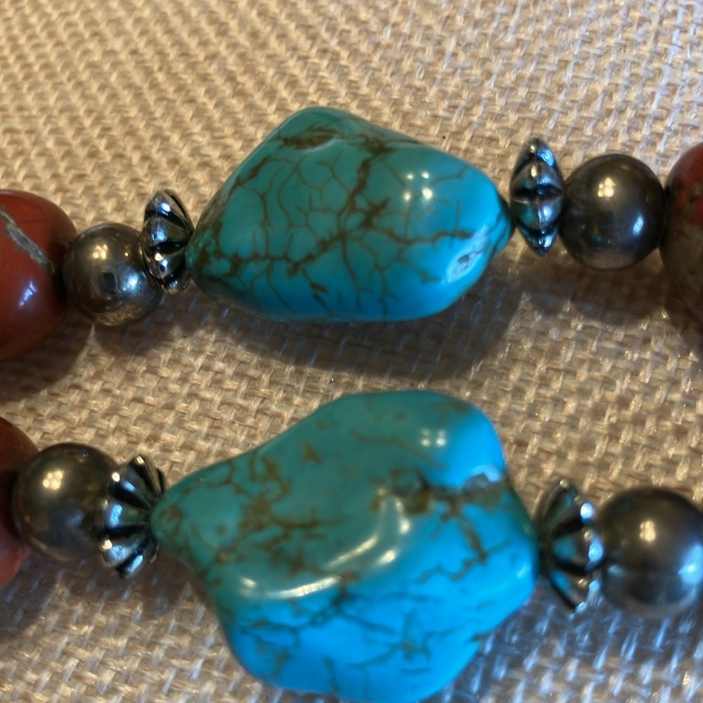 RED JASPER AND AUTHENTIC TURQUOISE SILVER ACCENTS WITH TURQ EARRINGS - Picture 4 of 13
